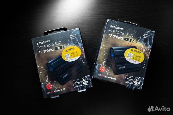 Samsung t7 shield 2tb black