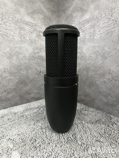 Микрофон AKG P120