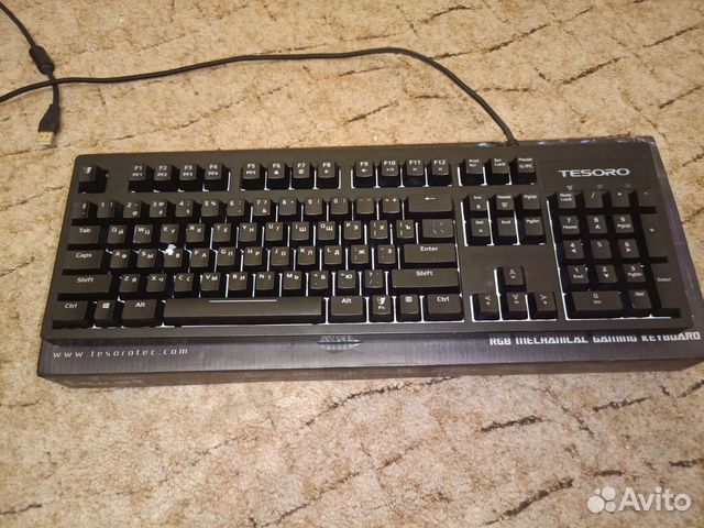 Механическая клавиатура Tesoro Excalibur Spectrum