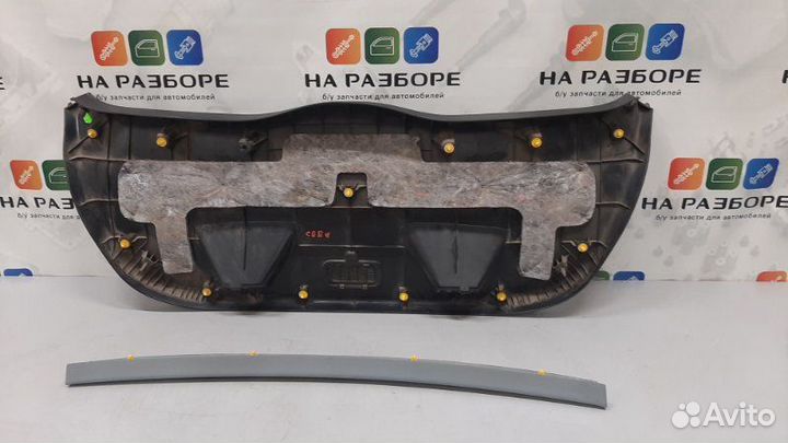 Обшивка крышки багажника Kia Ceed ED G4FC 2008