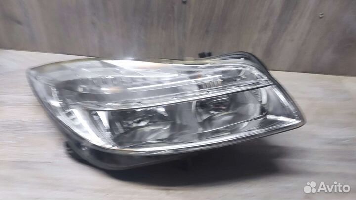 Фара правая опель инсигния