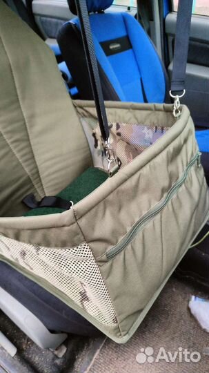 Автокресло для собак