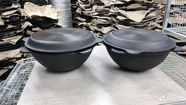 Казан чугунный с крышкой сковородой