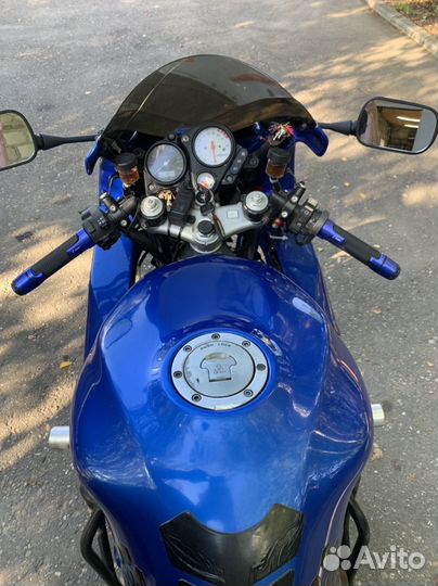 Хонда VTR1000F