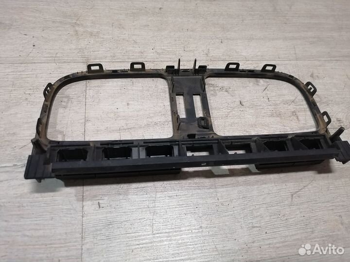 Накладка торпедо рамка ниша Volkswagen Polo 5