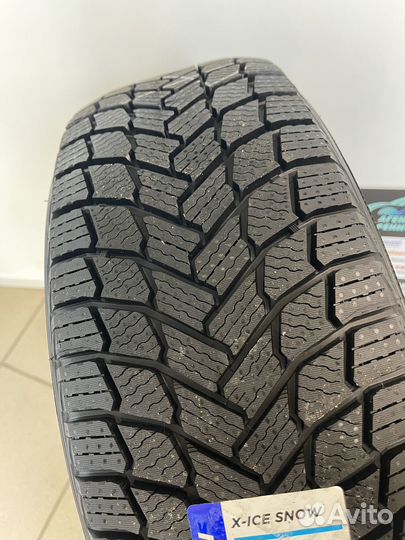 Michelin X-Ice Snow 245/40 R19 98H