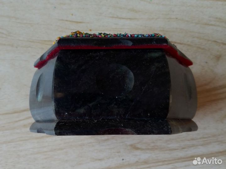 Шкатулка из натурального камня (змеевик)