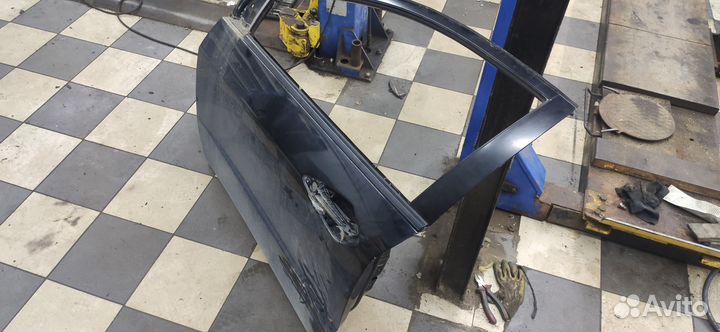 Дверь передняя левая honda civic 5d