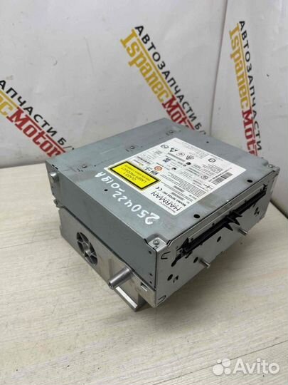 Магнитола Mercedes-Benz GLC