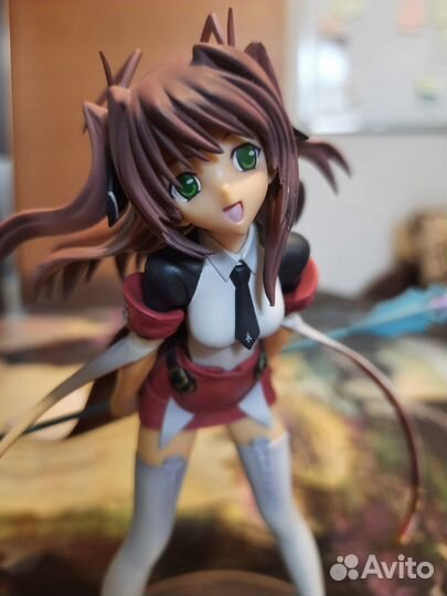 Аниме фигурка