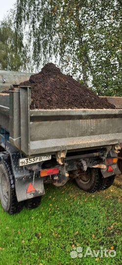 Навоз на самосвале ЗИЛ