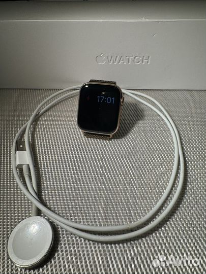 Apple Watch 4 44mm stainless steel gold