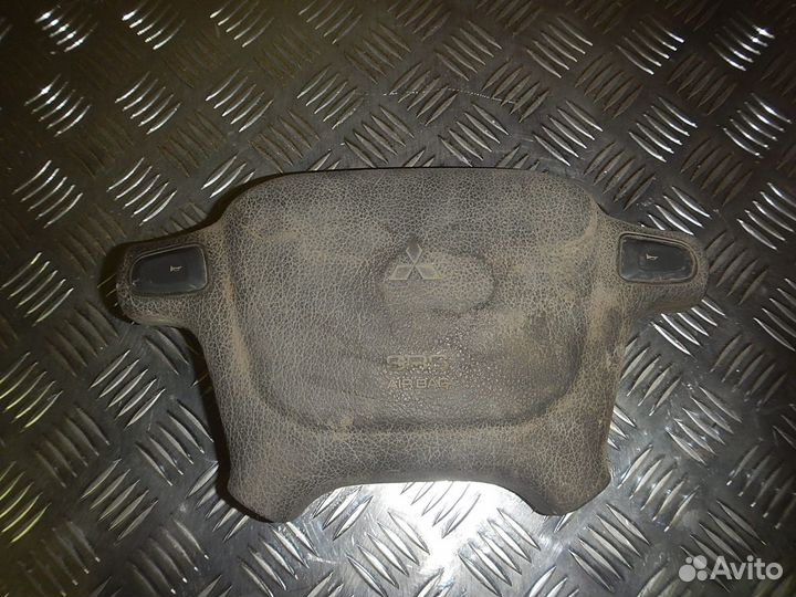 Подушка безопасности в рулевое колесо, Mitsubishi