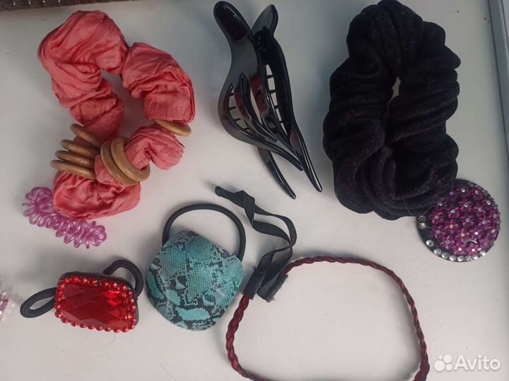 Крем для рук и аксессуары женские