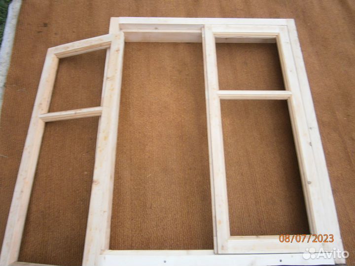 Оконный блок деревянный