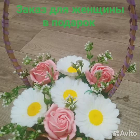 Мыло ручной работы, а так же букеты из шоколада