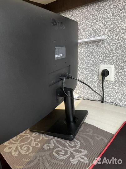 Монитор lg 24