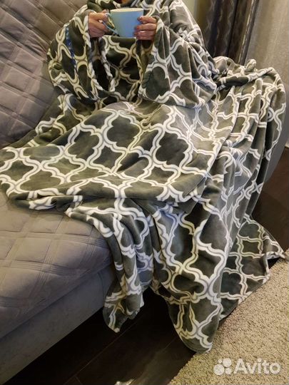 Плед с рукавами