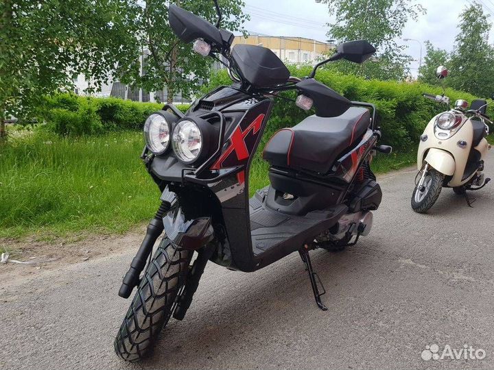 Скутер X-motors smart II