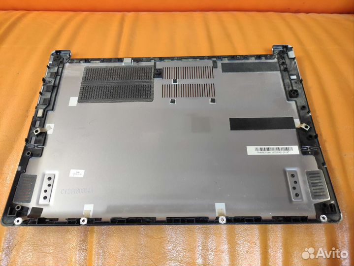 Ноутбук Acer Swift 3 в разбор