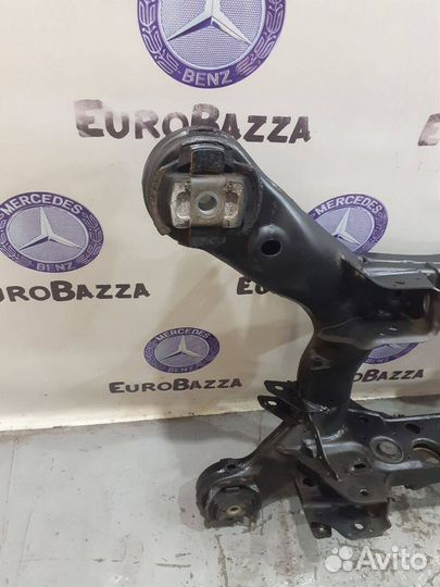 Подрамник задний Mercedes W164