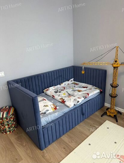 Детская кровать с мягкими бортиками