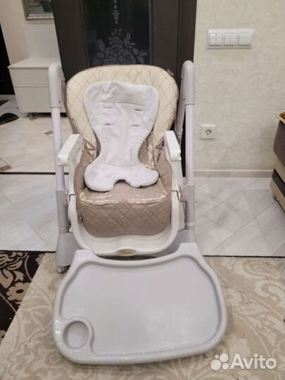 Детский стульчик для кормления