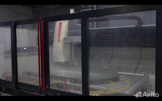 Дверь стеклянная межкомнатная