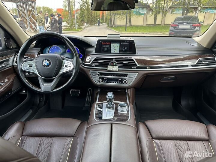 BMW 7 серия 3.0 AT, 2018, 74 000 км