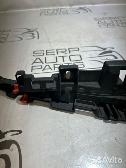 Накладка замка капота Opel Insignia G09 A18XER