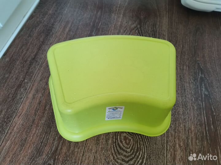 Продам накладка для унитаза детская+подставка+горш