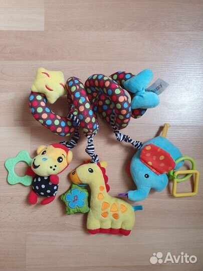 Подвеска-растяжка с игрушками