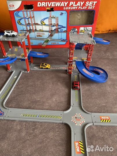 Трек-парковка автомобильный