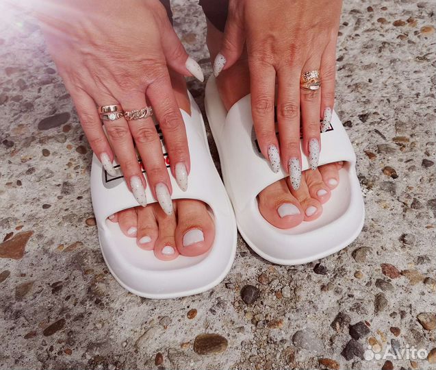 Маникюр с покрытием, педикюр с покрытием