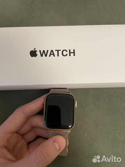 Часы apple watch se 44 mm