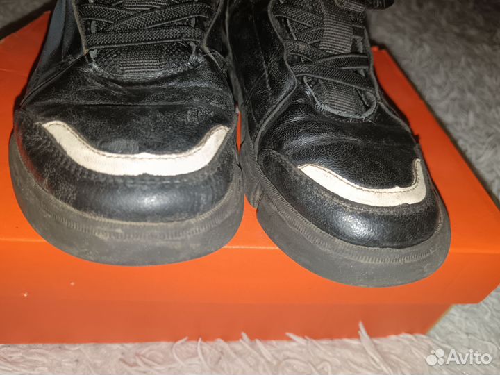 Кроссовки детские высокие демисезонные 32р