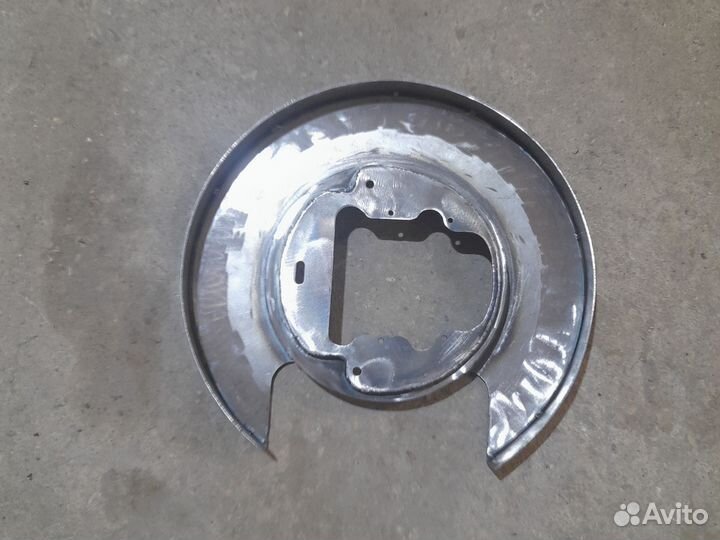 Кожух тормозного диска хендай Старекс Н1