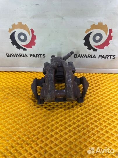 Суппорт тормозной задний левый Mercedes E W212 3.5