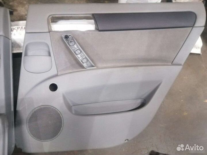 Обшивка двери Chevrolet Lacetti