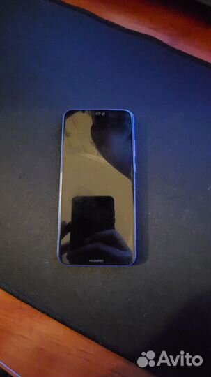 HUAWEI P20 Lite, 4/64 ГБ