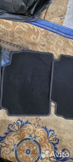 Автомобильные коврики текстильные