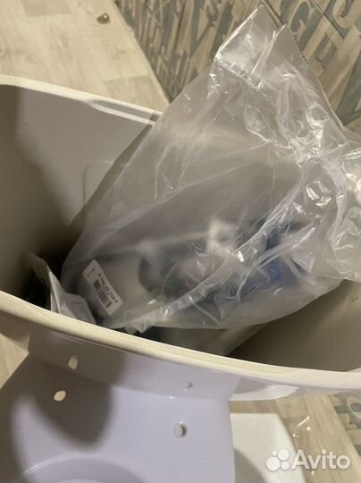 Унитаз новый