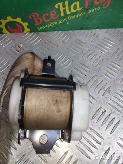 Ремень безопасности задний правый Nissan Serena