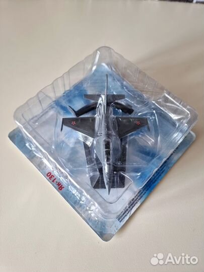 Легендарные самолеты №96 Як-130 1/110 Деагостини