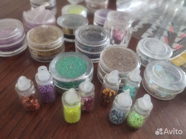 Для наращивания и дизайна ногтей материал