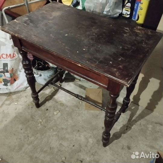 Стол старинный