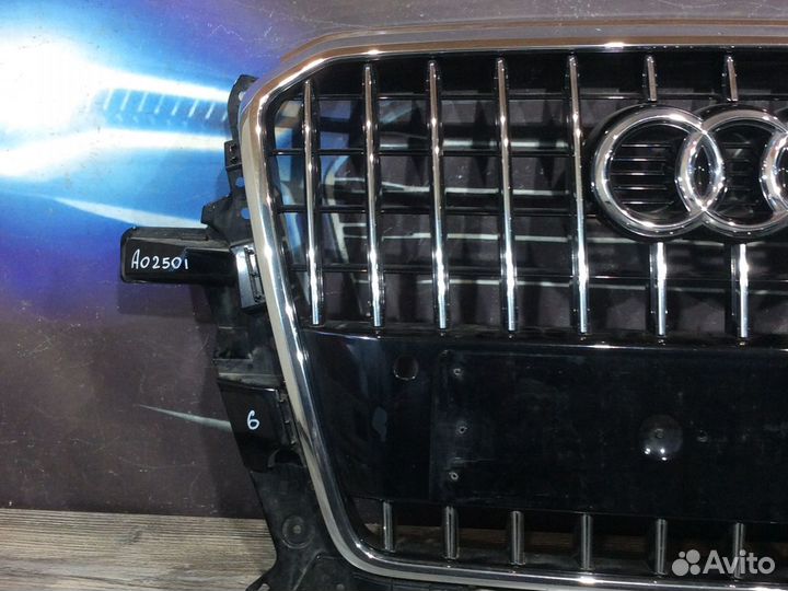 Решетка радиатора на Audi Q5 Ауди ку 5