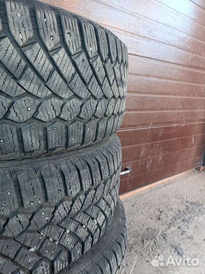 Gislaved Nord Frost 200 235/55 R18 104T