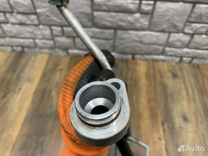 VW Touareg NF Трубка кондиционера