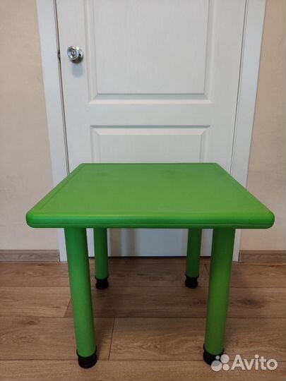 Детский стол